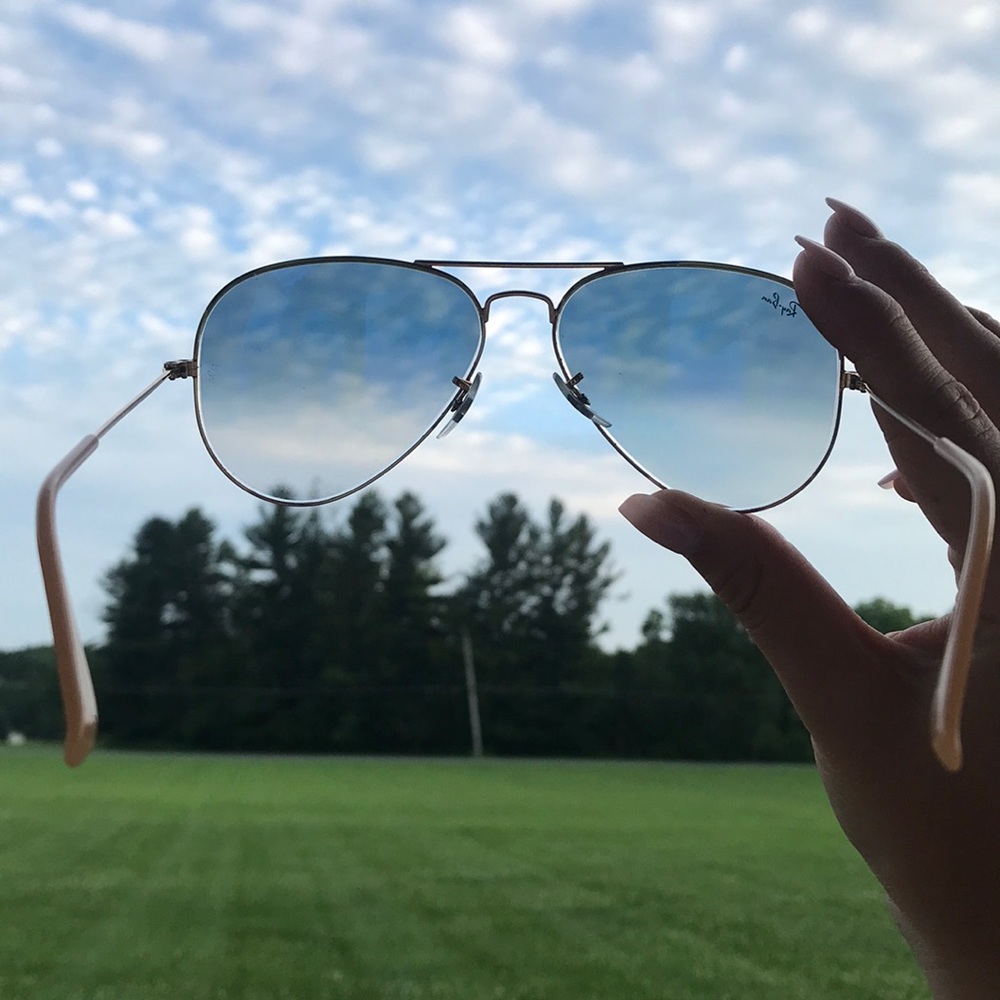 Women’s Ray Ban- Aviator style! - Picture 7 of 8